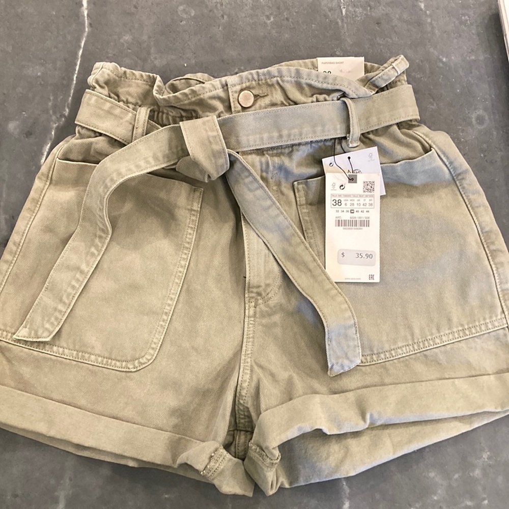 Zara NEW high rise paper bag shorts olive